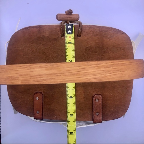 [Longaberger Baskets] 1989 Small Kiddie Purse Basket with Cream Fabric Liner - Picture 12 of 16